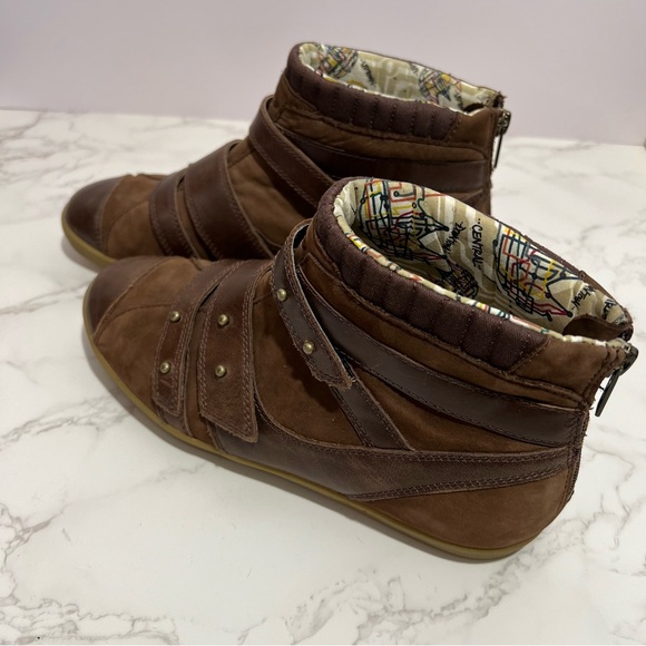 UGG Brown Nubuck Ankle Zip Ankle boots -- 8 - Picture 3 of 10